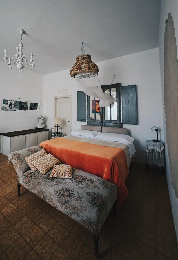 B&B Lamagia Di Corte Moronati 西尔米奥奈 外观 照片