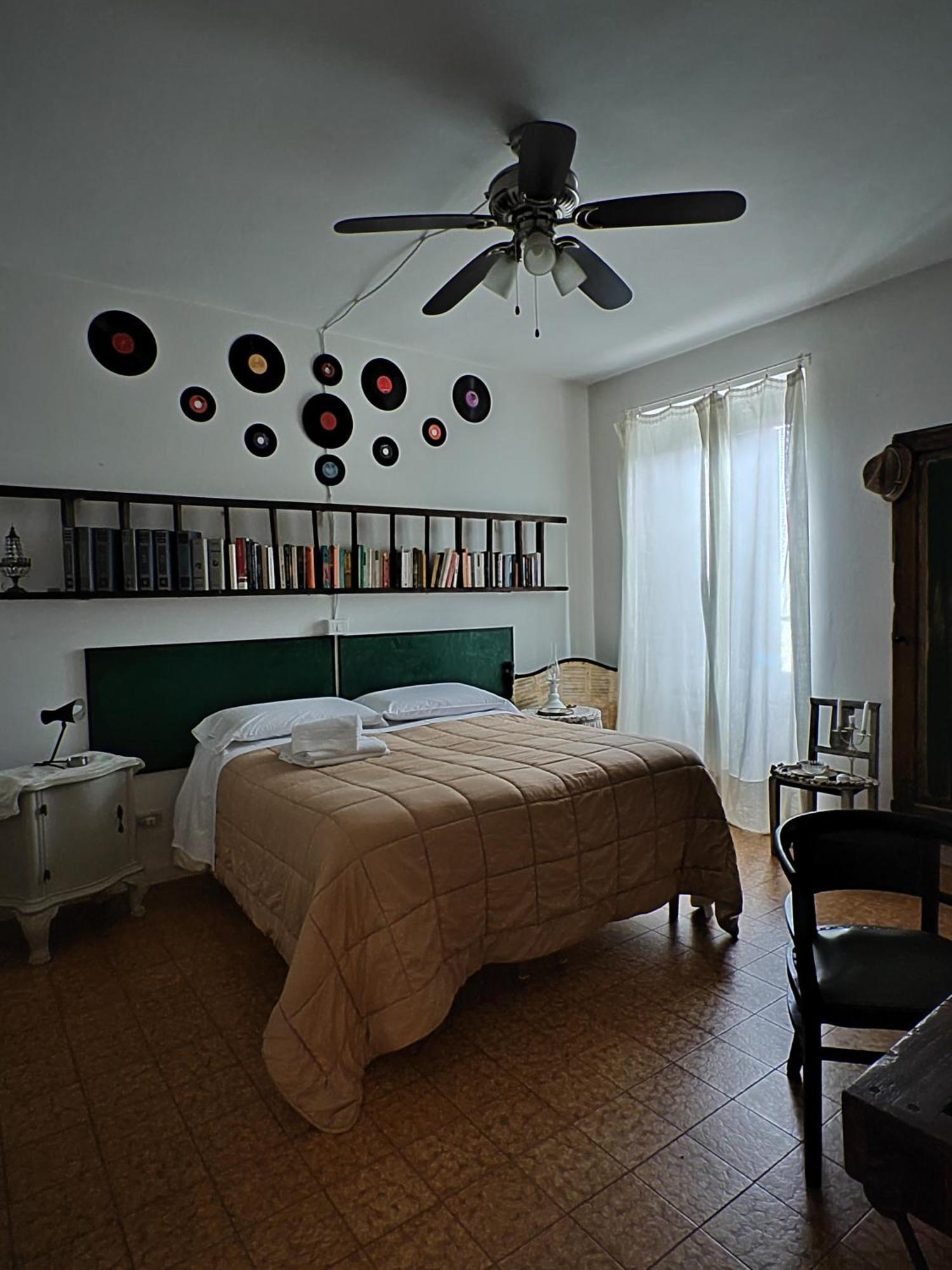 B&B Lamagia Di Corte Moronati 西尔米奥奈 客房 照片